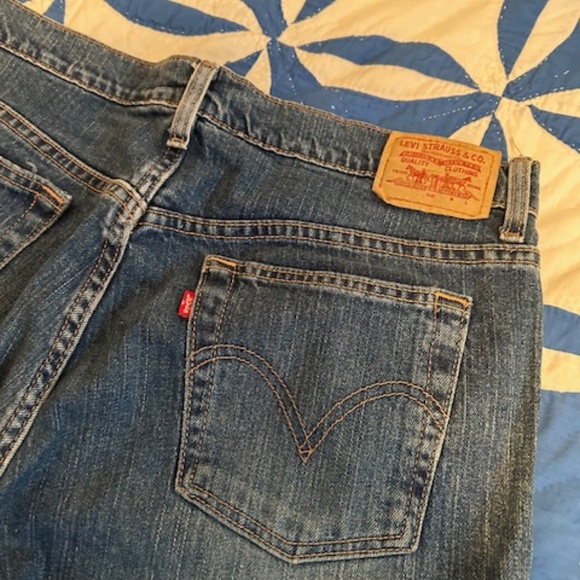 Levi's Nouveau Bootcut sz 12 - Picture 1 of 3